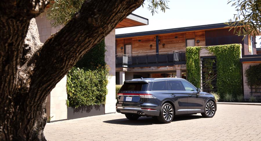  Lincoln Aviator Grand Touring 2019 года  (фото 47 из 67)